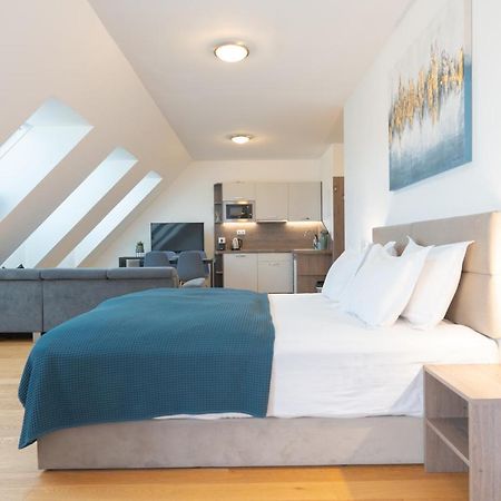 Hotel Triester Wien Exteriör bild