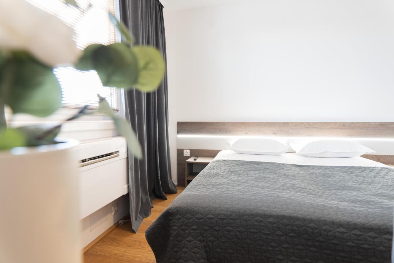 Hotel Triester Wien Exteriör bild