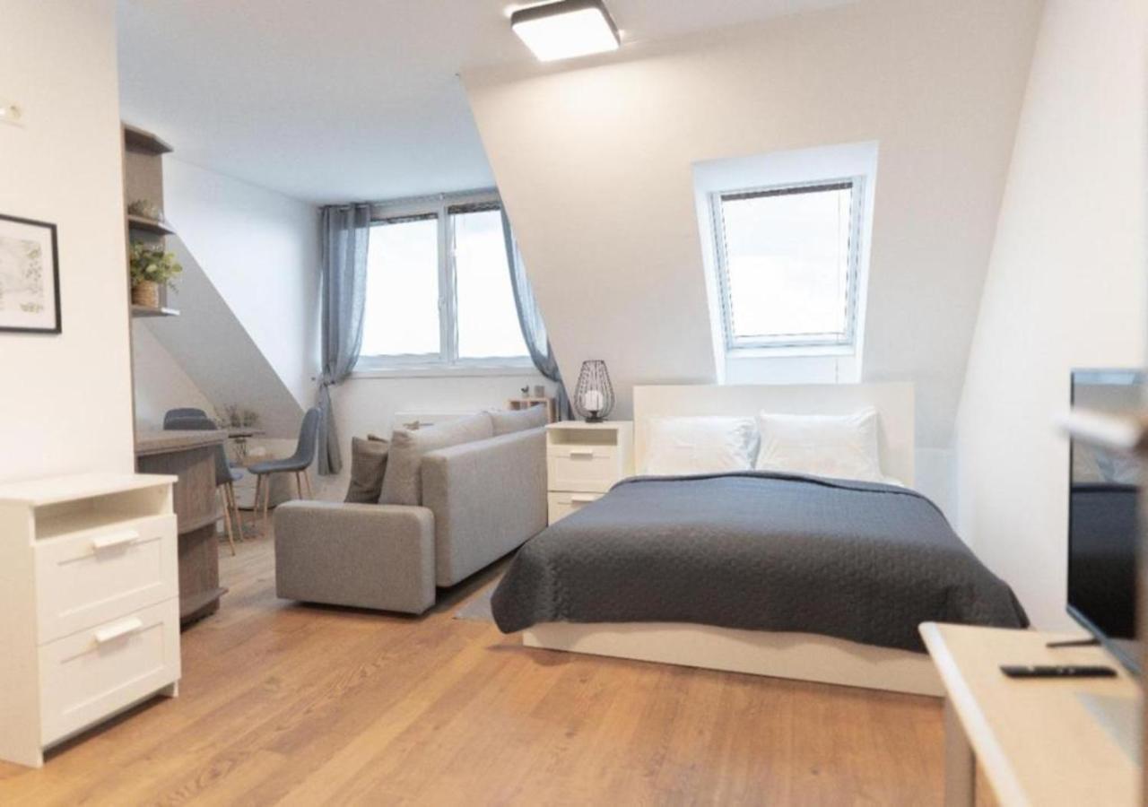 Hotel Triester Wien Exteriör bild
